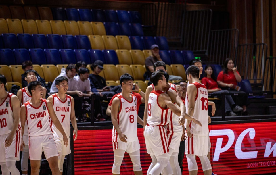 此前小组赛, 中国队将分, 末节韩国队 此前小组赛, 中国队将分, 末节韩国队