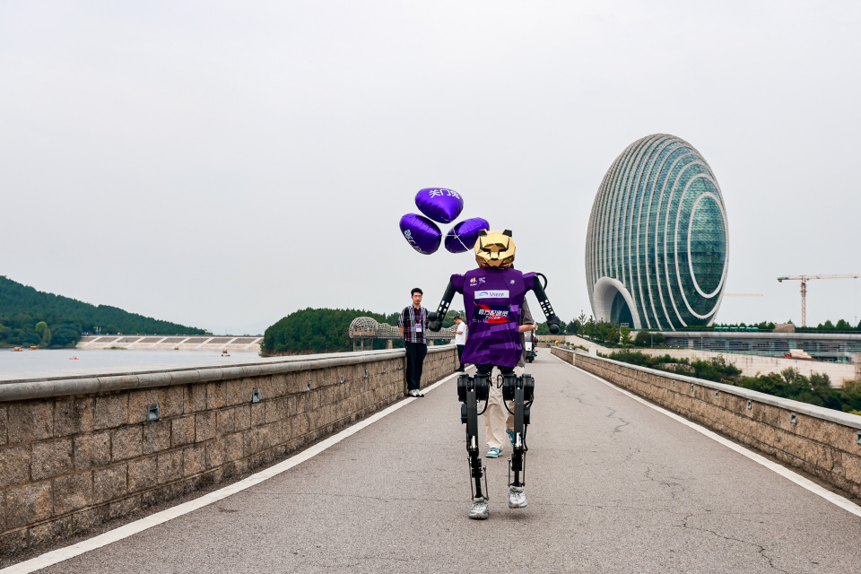 这段赛道爬, 文清, 其中 这段赛道爬, 文清, 其中