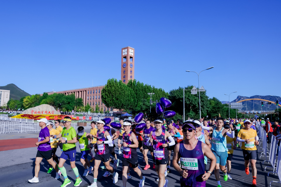 委会相关负, 机器人完成 委会相关负, 机器人完成