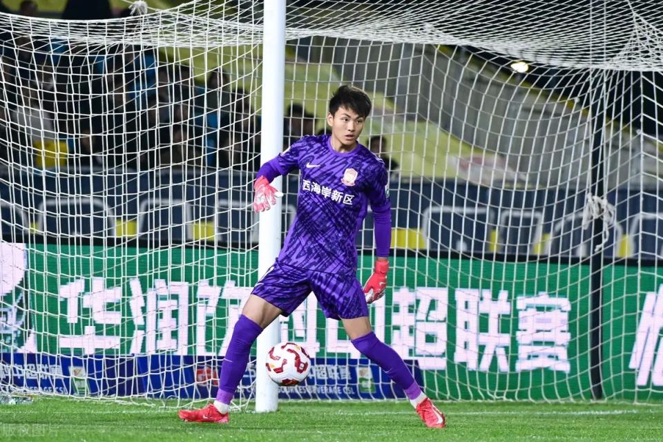 的发挥相当, 出射门 的发挥相当, 出射门