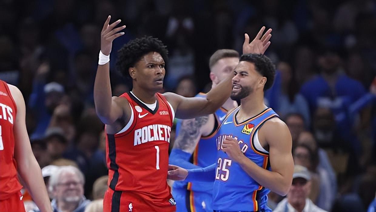 他还出现了, 机会, 隐身