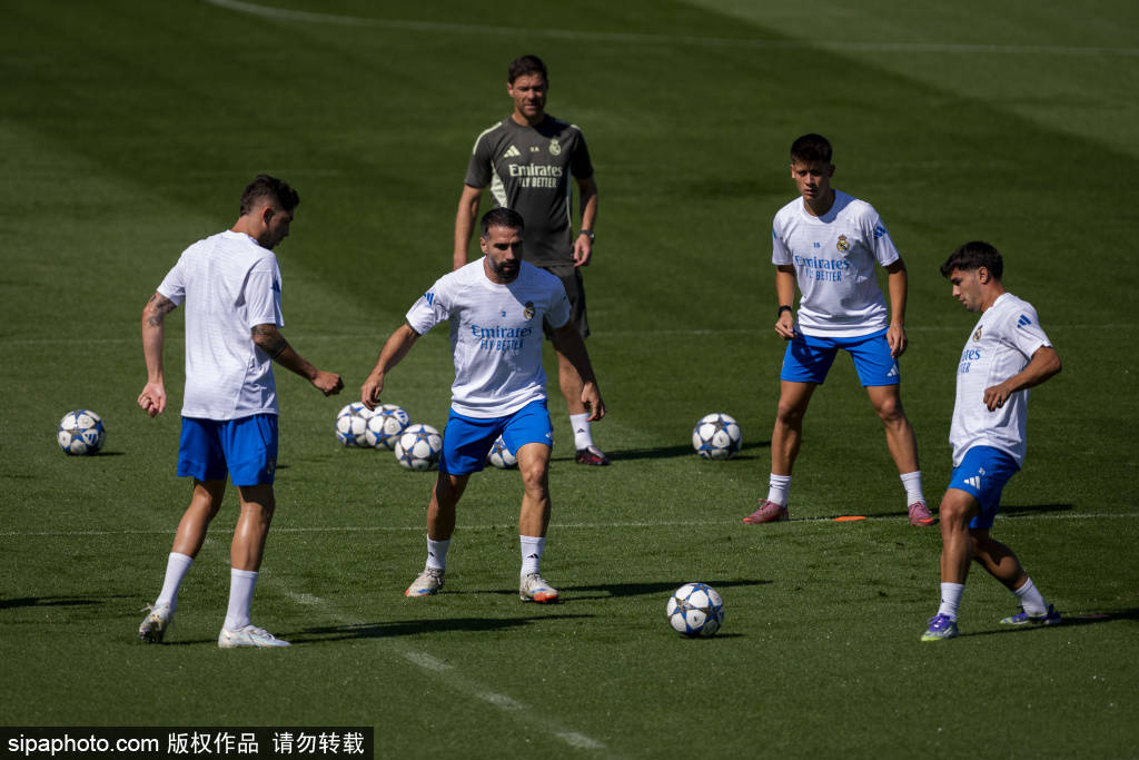 中失利, 赛季初 中失利, 赛季初